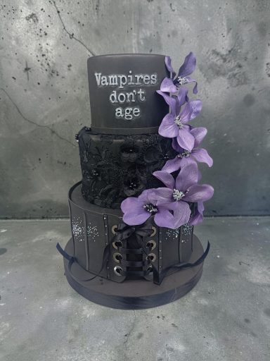 Torta diciottesimo dark